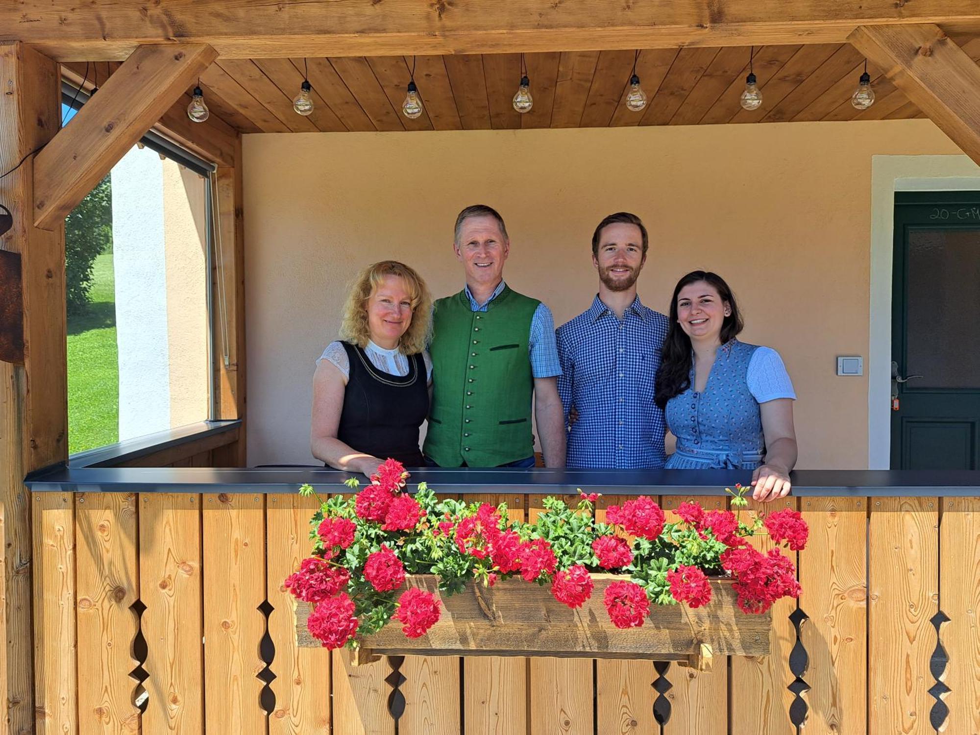 Ferienhaus Schwoellerbauer Sankt Martin am Grimming Eksteriør billede